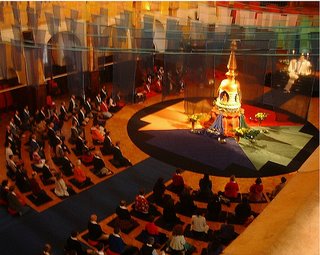 The photo shows the Western Buddhist Order stupa on a WBO day in London, courtesy of Silabhadra, www.happyartists.co.uk